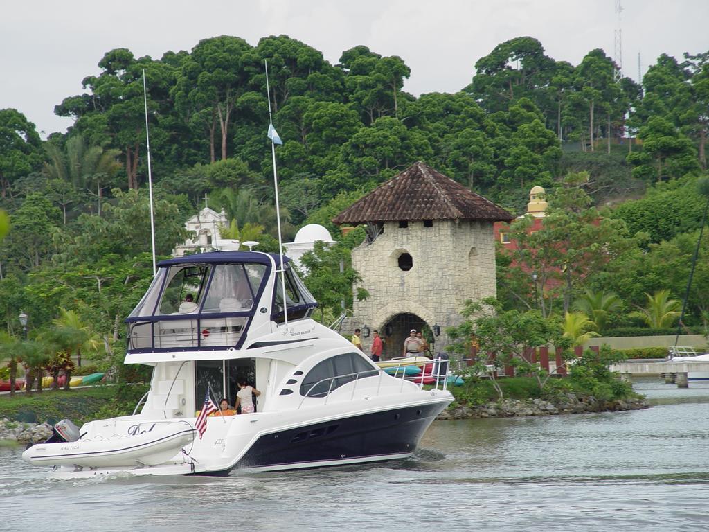 Amatique Bay Hotel Puerto Barrios Ngoại thất bức ảnh