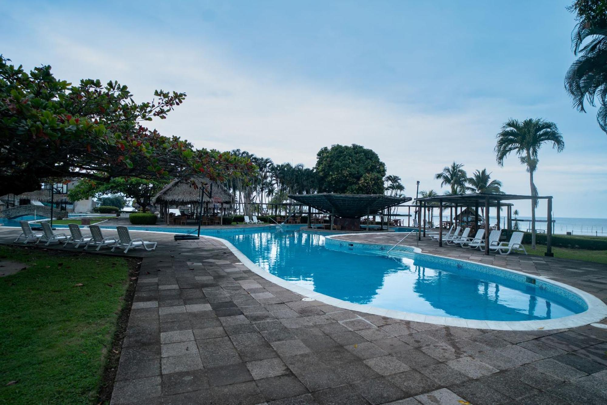 Amatique Bay Hotel Puerto Barrios Ngoại thất bức ảnh